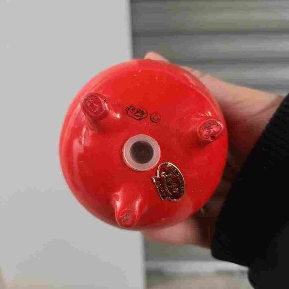 Vintage Red Salt Pepper Shakers - Picture 5 of 5